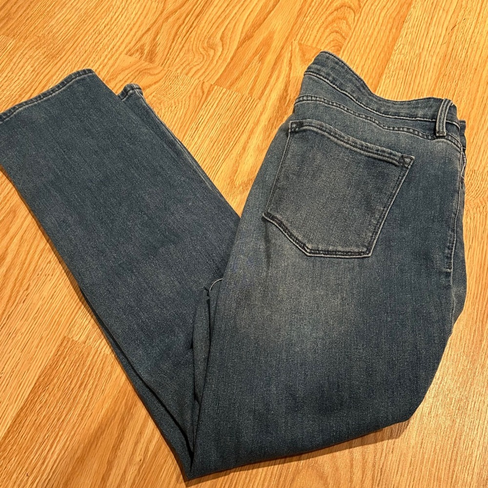 Old Navy High-Rise Wow Straight Jeans Womens 14 Petite Medium‎ Wash Blue Denim